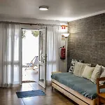 Casa Dos Terreiros Oceanfront Manadas