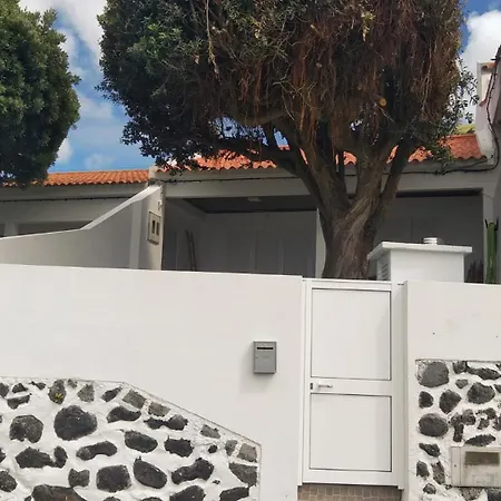 Casa Dos Terreiros Oceanfront *